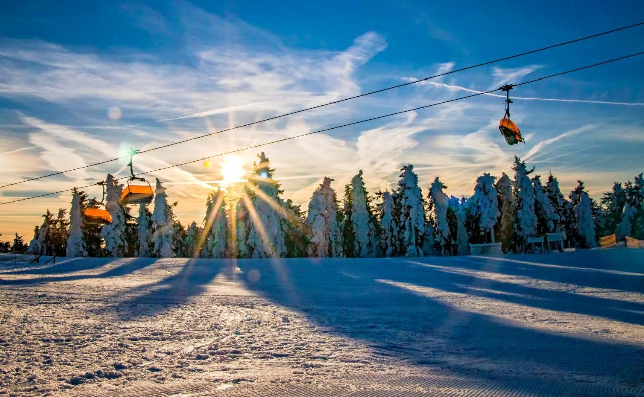 Aparthotel Klínovec Views - Mezonet Apt with Sauna K2 Loučná pod Klínovcem Exterior foto