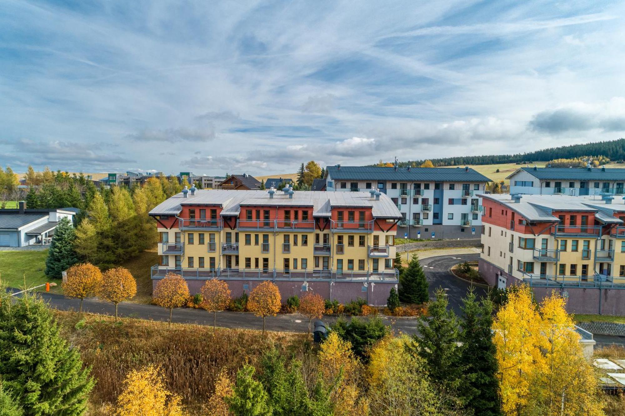 Aparthotel Klínovec Views - Mezonet Apt with Sauna K2 Loučná pod Klínovcem Exterior foto